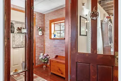 28 Lakewood St, Worcester, MA 01603 - Photo 16