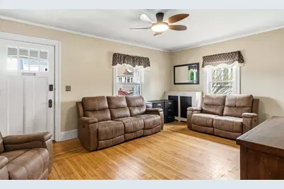 48 Thelma Ave, Somerset, MA 02726 - Photo 8
