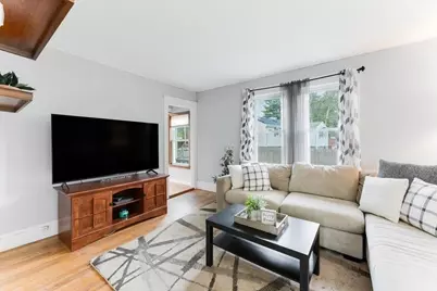 34 Julian Rd, Randolph, MA 02368 - Photo 12