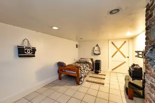 235 Chavenson St, Fall River, MA 02723 - Photo 26