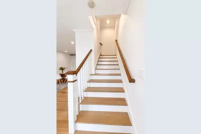 50 Waverly #C, Boston, MA 02135 - Photo 10