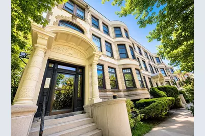 35 Westbourne Ter #2, Brookline, MA 02446 - Photo 1