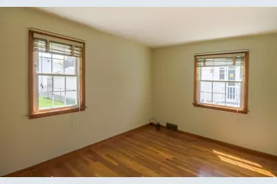 17 McBride St, Springfield, MA 01104 - Photo 18