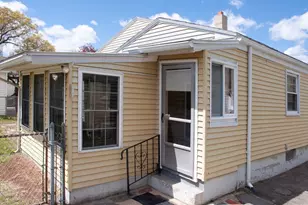 17 McBride St, Springfield, MA 01104 - Photo 6