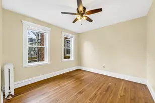 86 Winthrop St, Boston, MA 02119 - Photo 24