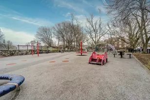 86 Winthrop St, Boston, MA 02119 - Photo 32