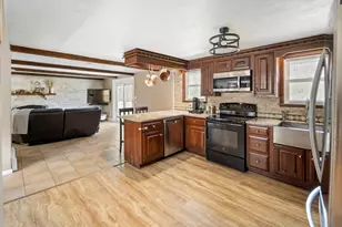 118 North St, Grafton, MA 01519 - Photo 8