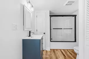 8 Cottage St, Wareham, MA 02571 - Photo 10