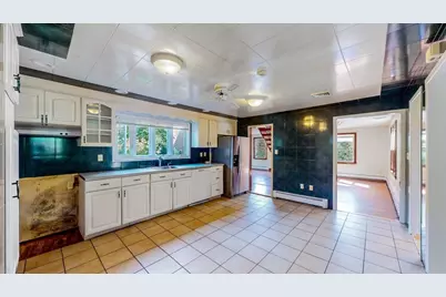 298 River St #298, Newton, MA 02465 - Photo 4