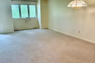 6 Lilac Ct, Hopkinton, MA 01748 - Photo 2