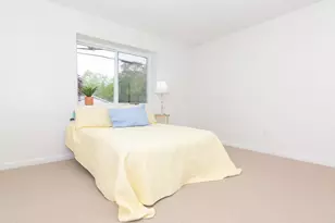 137 Winthrop St, Framingham, MA 01702 - Photo 10