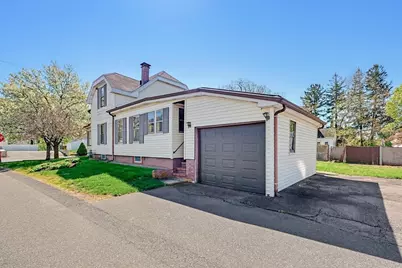 511 Ash St, Brockton, MA 02301 - Photo 6