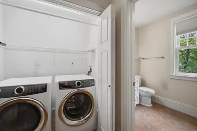 151 Amity St #2, Amherst, MA 01002 - Photo 10