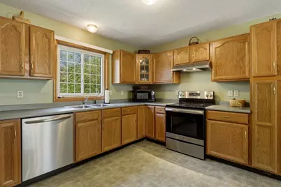 1 Kozera Ave, Hadley, MA 01035 - Photo 4
