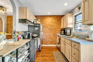 3 Kemble Pl, Boston, MA 02127 - Photo 4