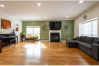 21 Farrington St #0, Foxboro, MA 02035 - Photo 2
