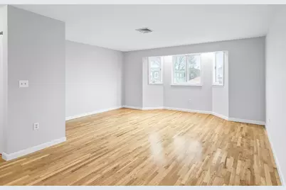 622 Boston Ave #7E, Medford, MA 02155 - Photo 4