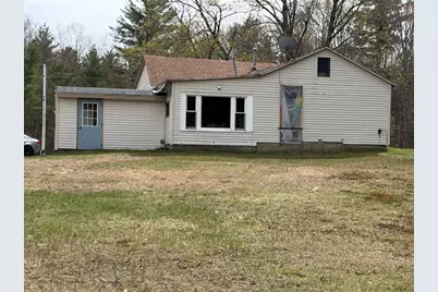 15 Old East St, Petersham, MA 01366 - Photo 4