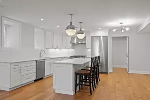 386 Windsor St, Cambridge, MA 02141 - Photo 6
