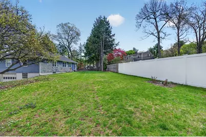 34 Homestead Rd, Lynnfield, MA 01940 - Photo 32