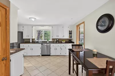 34 Homestead Rd, Lynnfield, MA 01940 - Photo 14