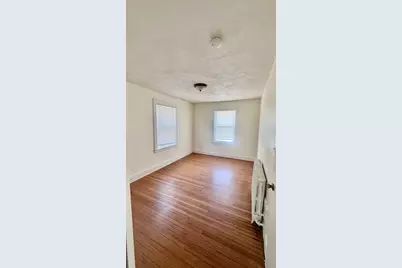 47 Summer St, Medford, MA 02155 - Photo 8
