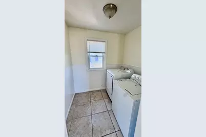 47 Summer St, Medford, MA 02155 - Photo 4