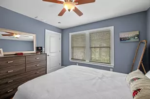 52 Ashland St, Medford, MA 02155 - Photo 18