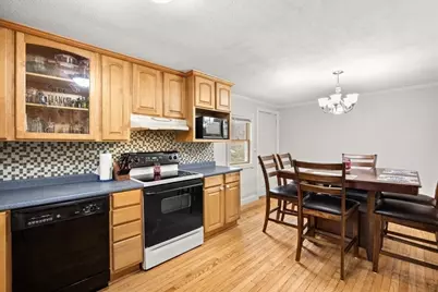 9 Hillside Ave, Berkley, MA 02779 - Photo 8