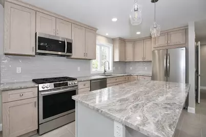 47 Seth Daniel Drive, New Bedford, MA 02745 - Photo 4