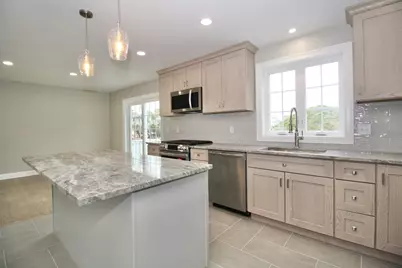 47 Seth Daniel Drive, New Bedford, MA 02745 - Photo 6
