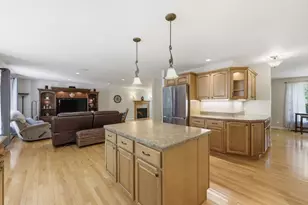 345 Bragg Rd, Warren, MA 01083 - Photo 14
