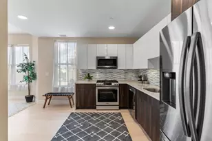 124 Warren St, Boston, MA 02119 - Photo 10