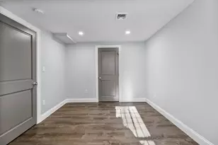 83 Centre St, Boston, MA 02124 - Photo 8
