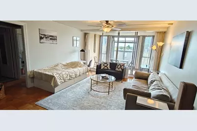 77 Pond Avenue #804, Brookline, MA 02445 - Photo 4