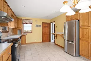 61 Central Ave, Medford, MA 02155 - Photo 8