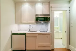 8 Garrison St, Boston, MA 02116 - Photo 4