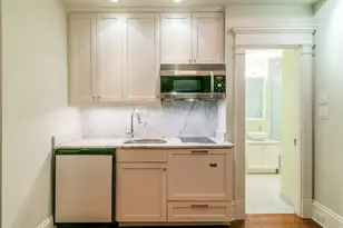 8 Garrison St, Boston, MA 02116 - Photo 2