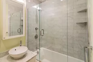 8 Garrison St, Boston, MA 02116 - Photo 6