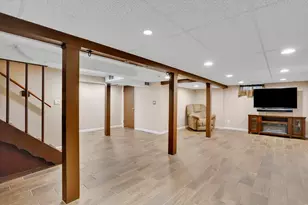 84 Spencer St, Agawam, MA 01001 - Photo 34