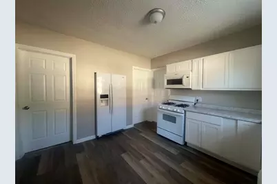1276 Page Blvd, Springfield, MA 01104 - Photo 2
