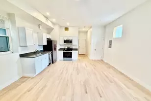 204 Hanover, Boston, MA 02113 - Photo 2
