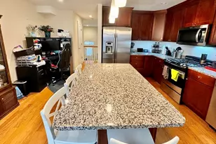 105 Harvey St, Cambridge, MA 02140 - Photo 10