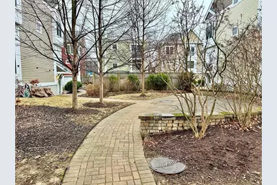 105 Harvey St #105, Cambridge, MA 02140 - Photo 32