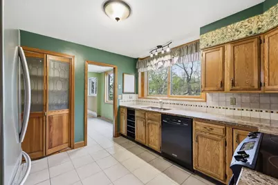173 Newton St, South Hadley, MA 01075 - Photo 14