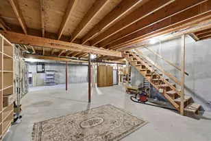 99 Stephens St, Chicopee, MA 01022 - Photo 24