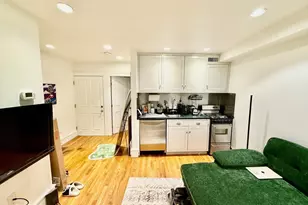 11 Thacher Ct, Boston, MA 02113 - Photo 4