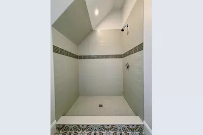 38 Laurel Street #3, Somerville, MA 02143 - Photo 8