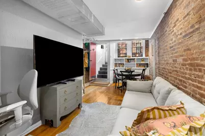 76 Phillips St #A, Boston, MA 02114 - Photo 2