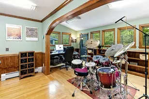 591 Kennedy Rd, Northampton, MA 01053 - Photo 24